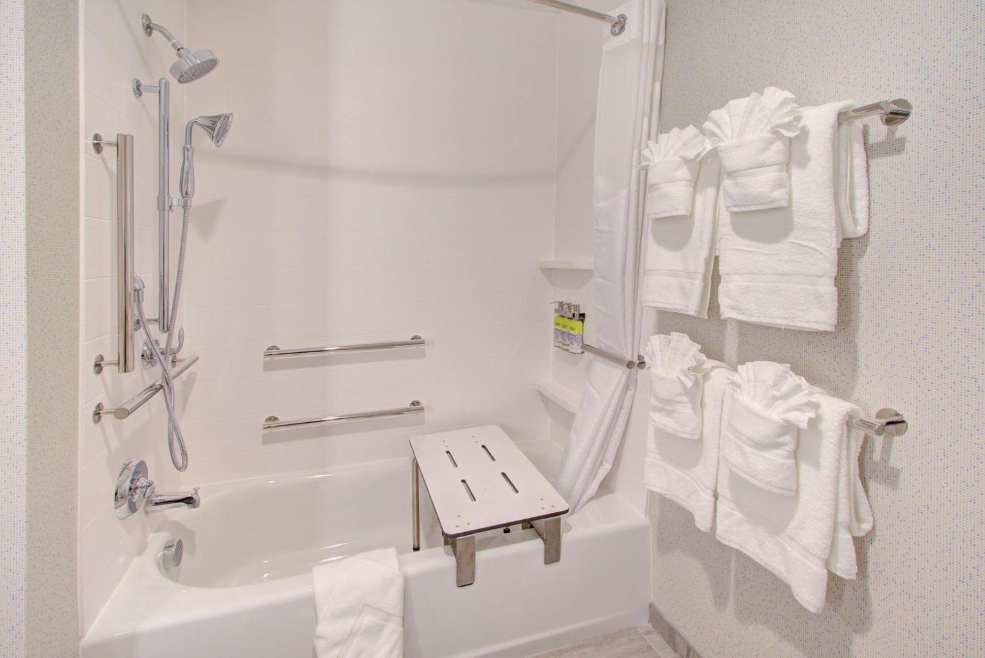 Holiday Inn Express & Suites Charlotte Southwest By Ihg Exteriör bild